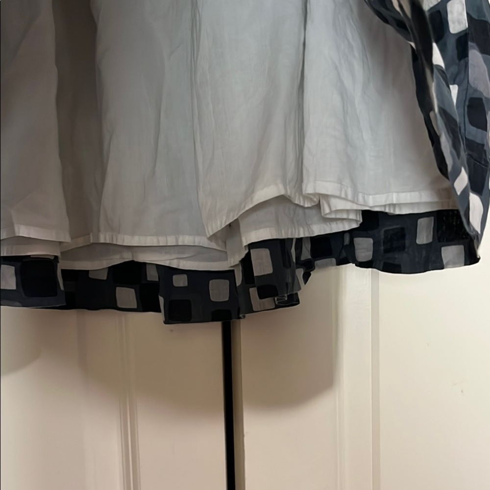 Banana Republic Black and White Skater Mini Skirt - Picture 3 of 5